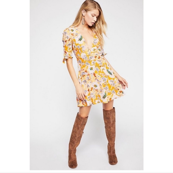 Free People Dresses & Skirts - FREE PEOPLE Glow Up Boho Floral Dress